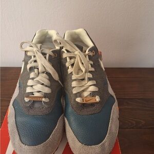 Nike White and Tan Sneakers